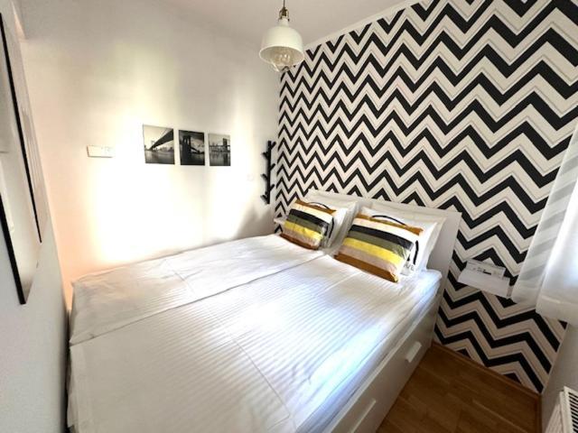 Peony Kaldy Apartman Free Garage Under The House Budapeste Exterior foto
